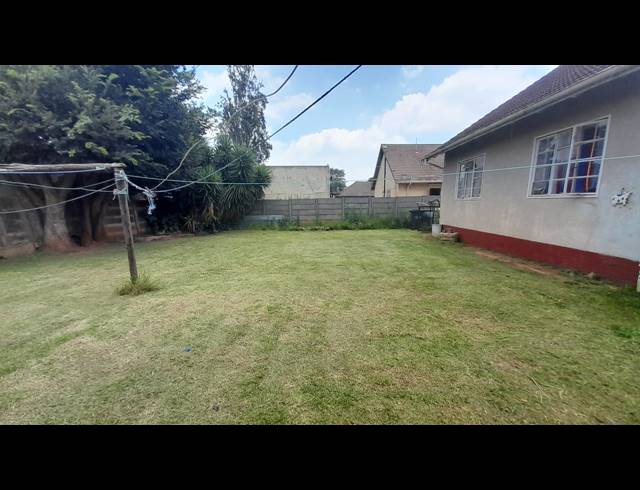 3 BEDROOM HOUSE FOR SALE IN RHODESFIELD
